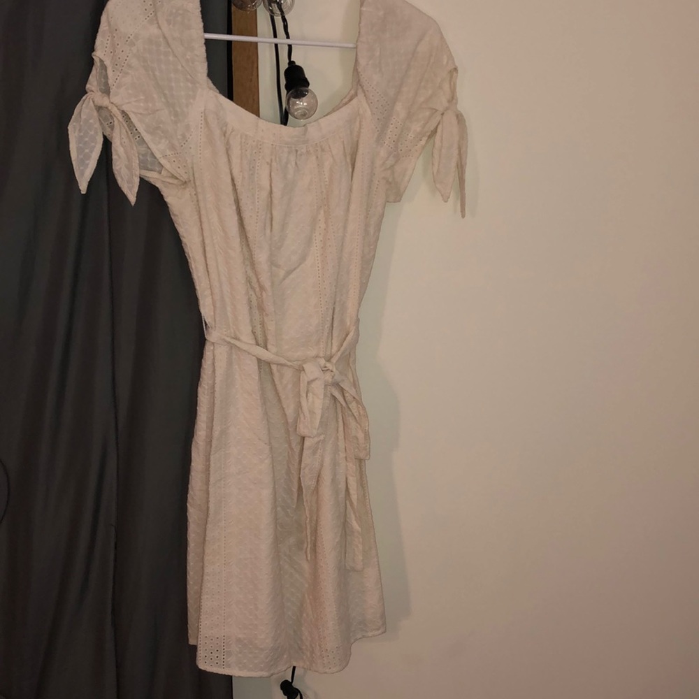 White/Creme Dress Size S